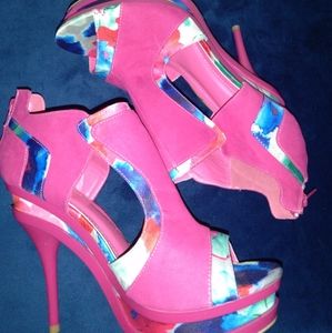 Alba pink platform heels